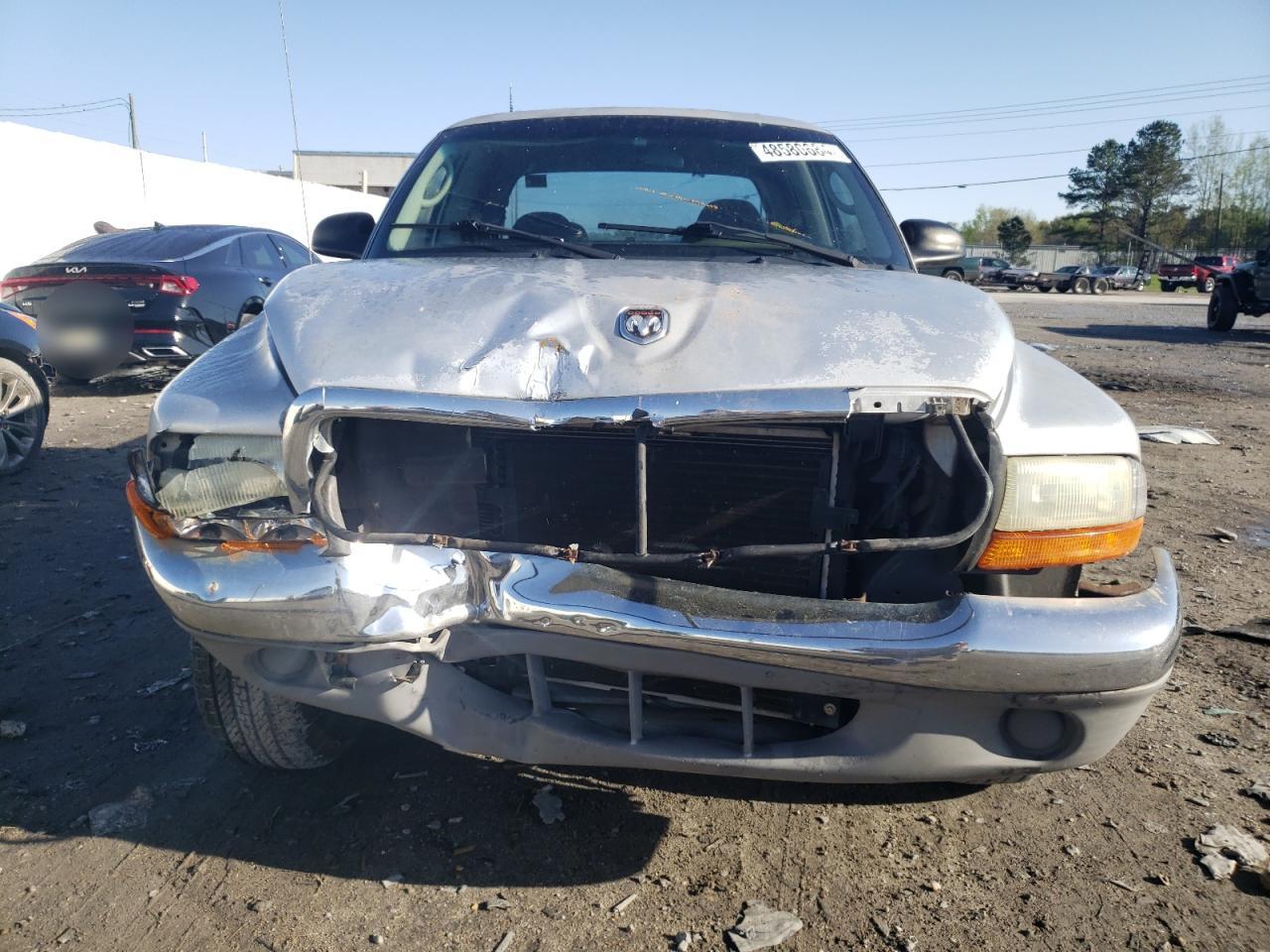 Photo 4 VIN: 1B7HL2AX11S320158 - DODGE DAKOTA 