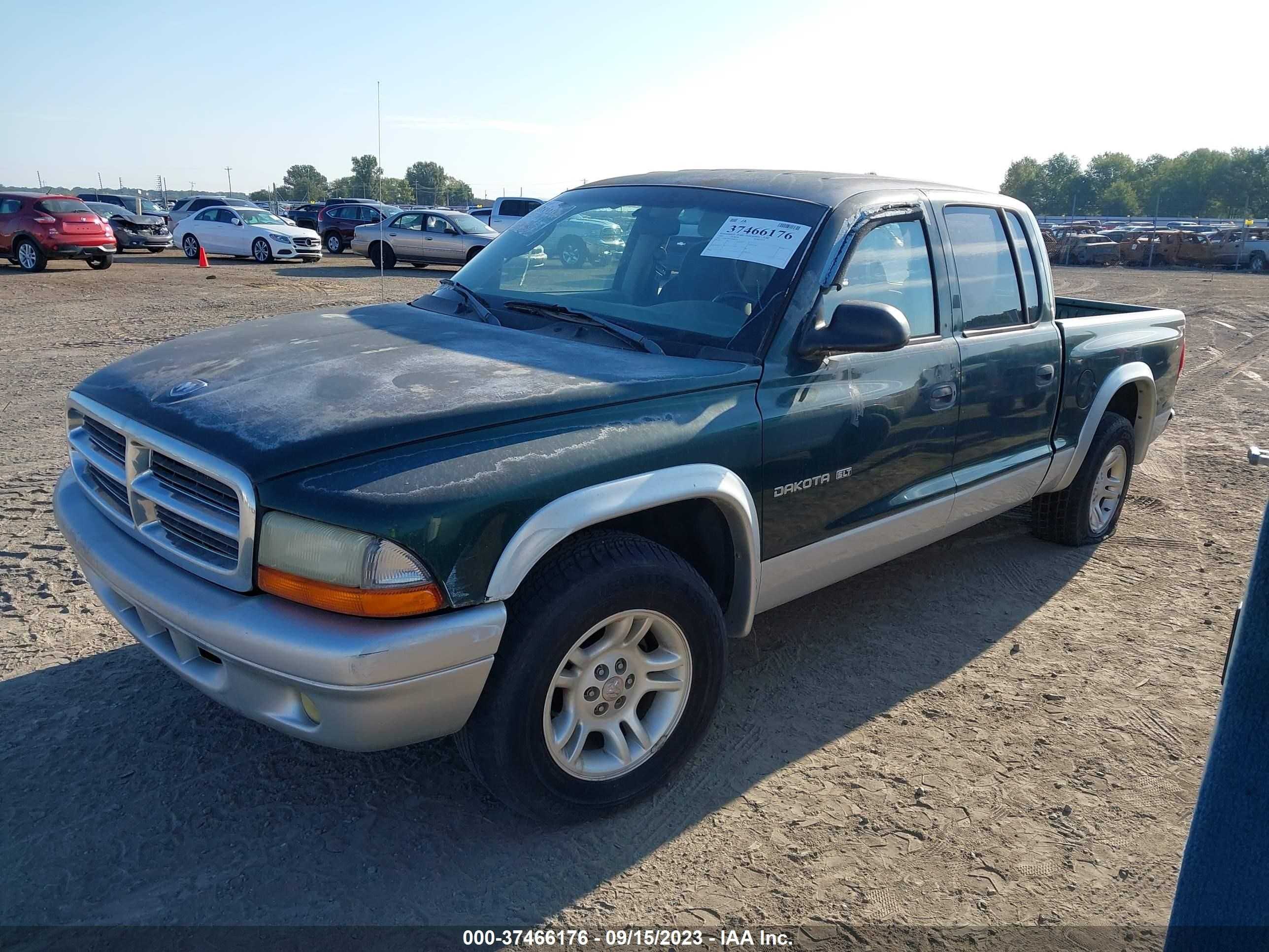 Photo 1 VIN: 1B7HL48N12S668561 - DODGE DAKOTA 