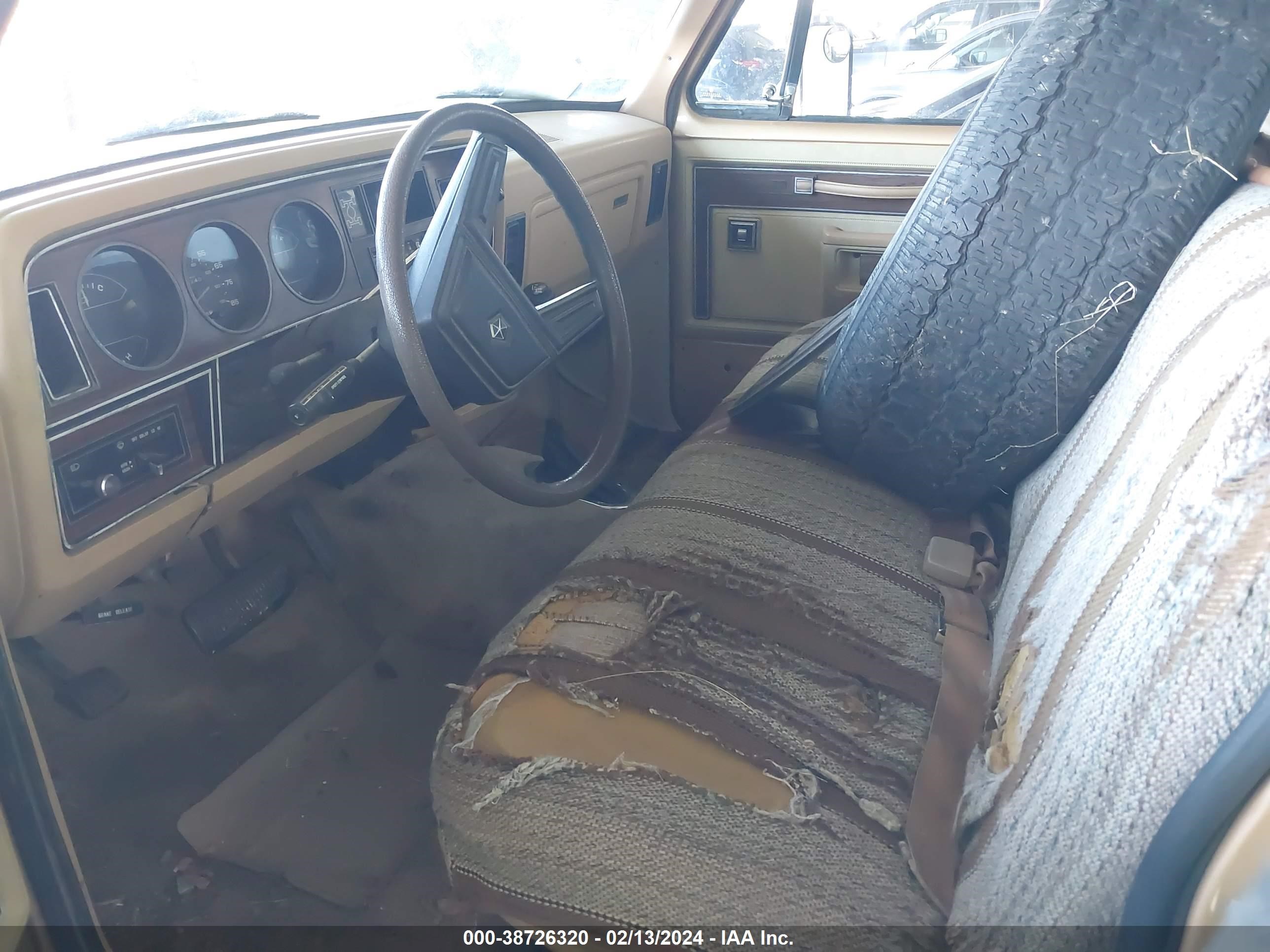 Photo 4 VIN: 1B7HW14W8GS105518 - DODGE NULL 