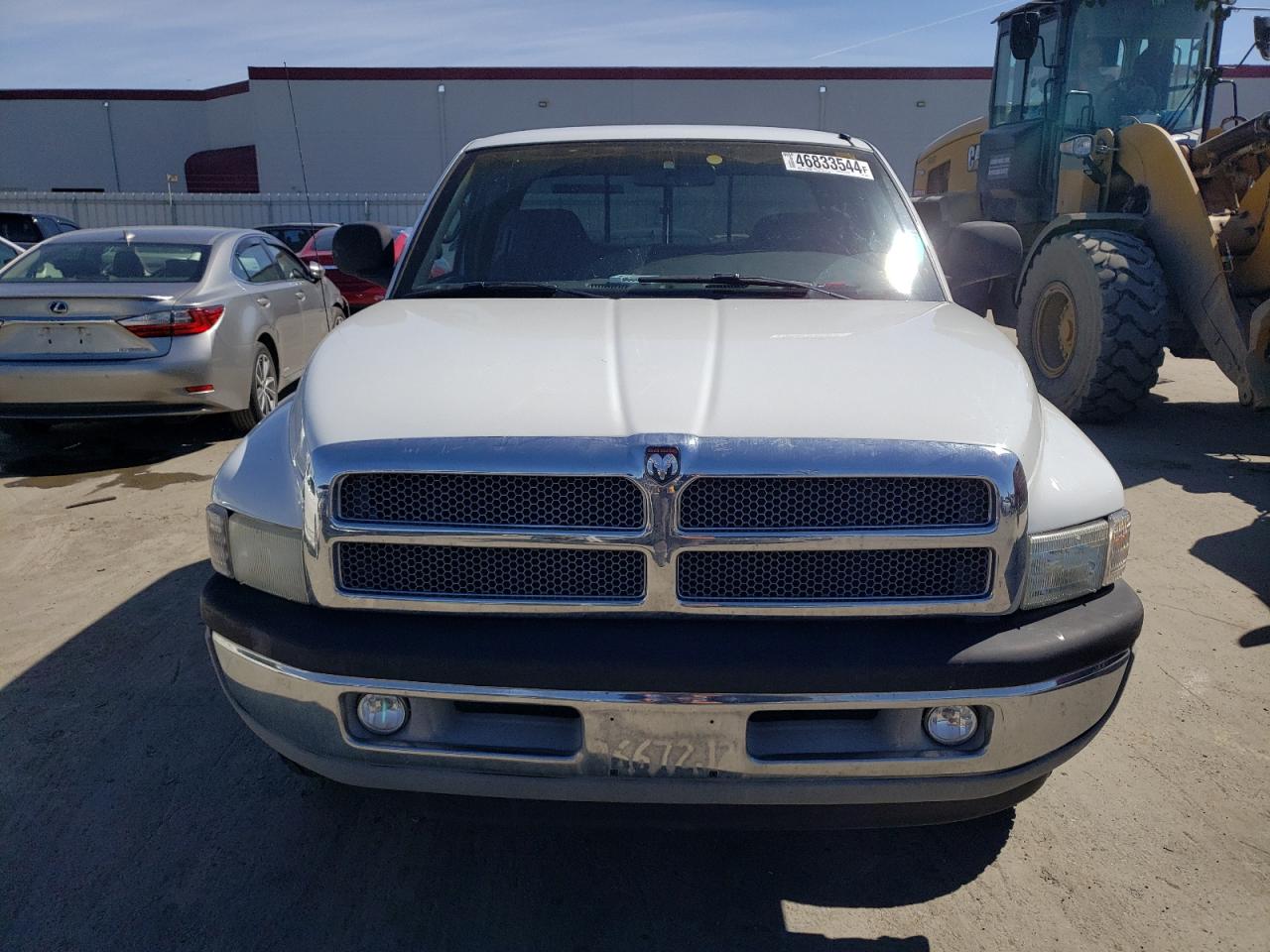 Photo 4 VIN: 1B7KC2363XJ526820 - DODGE RAM 