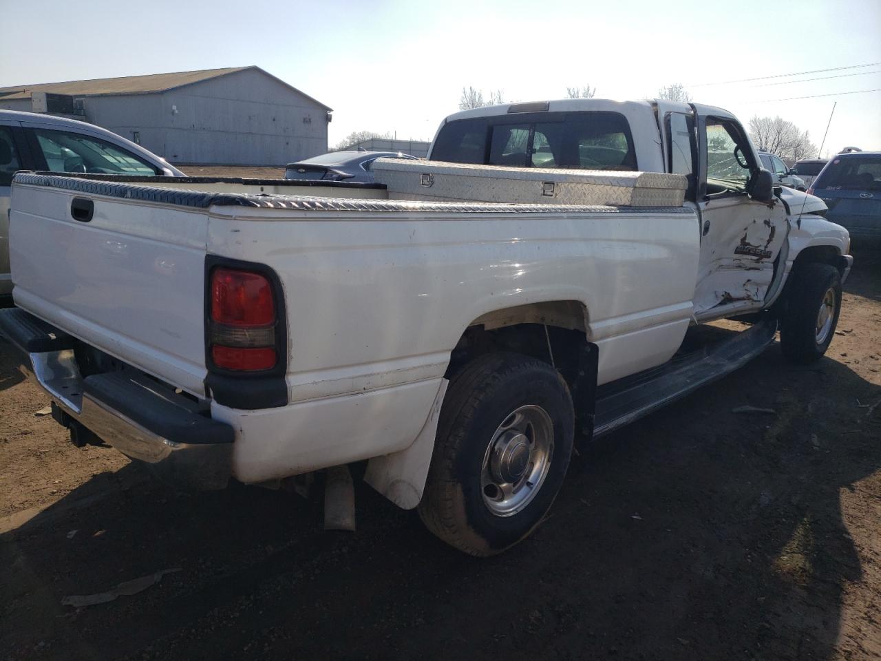 Photo 2 VIN: 1B7KC23771J511138 - DODGE RAM 