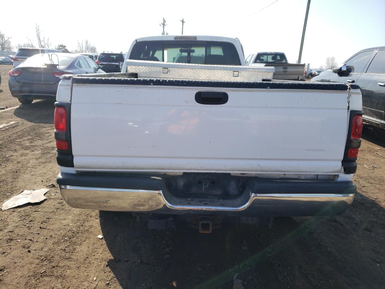 Photo 5 VIN: 1B7KC23771J511138 - DODGE RAM 