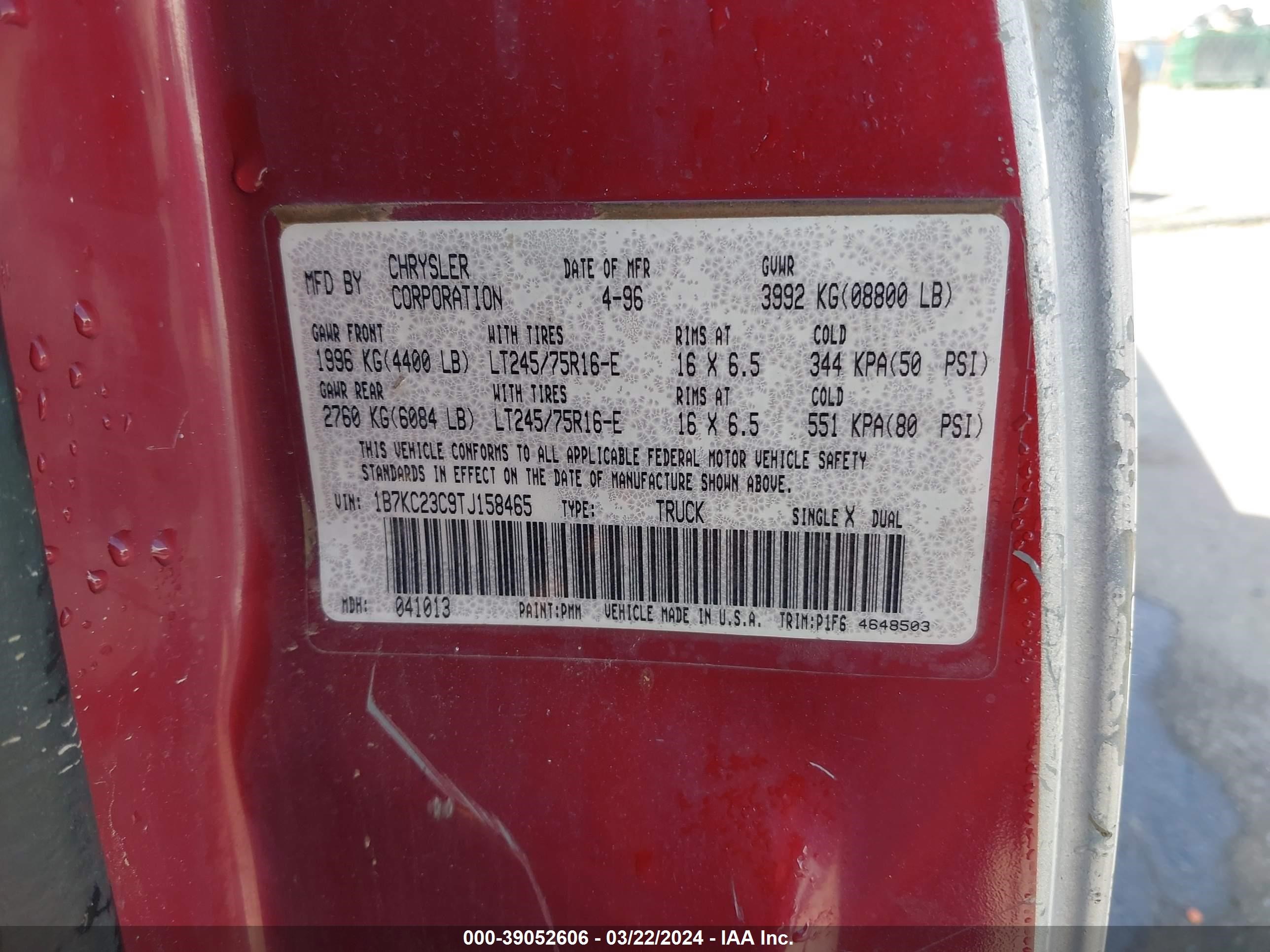 Photo 8 VIN: 1B7KC23C9TJ158465 - DODGE RAM 