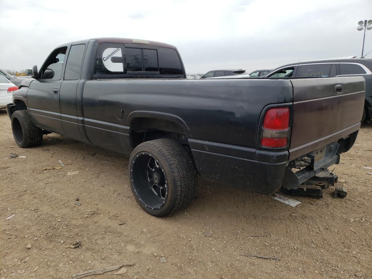 Photo 1 VIN: 1B7KC23D9WJ106945 - DODGE RAM 