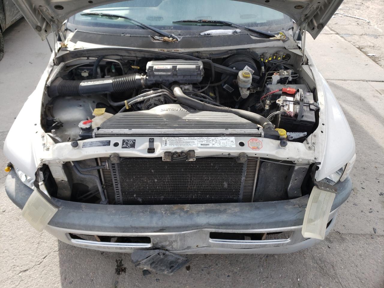 Photo 10 VIN: 1B7KC23Z8WJ158823 - DODGE RAM 