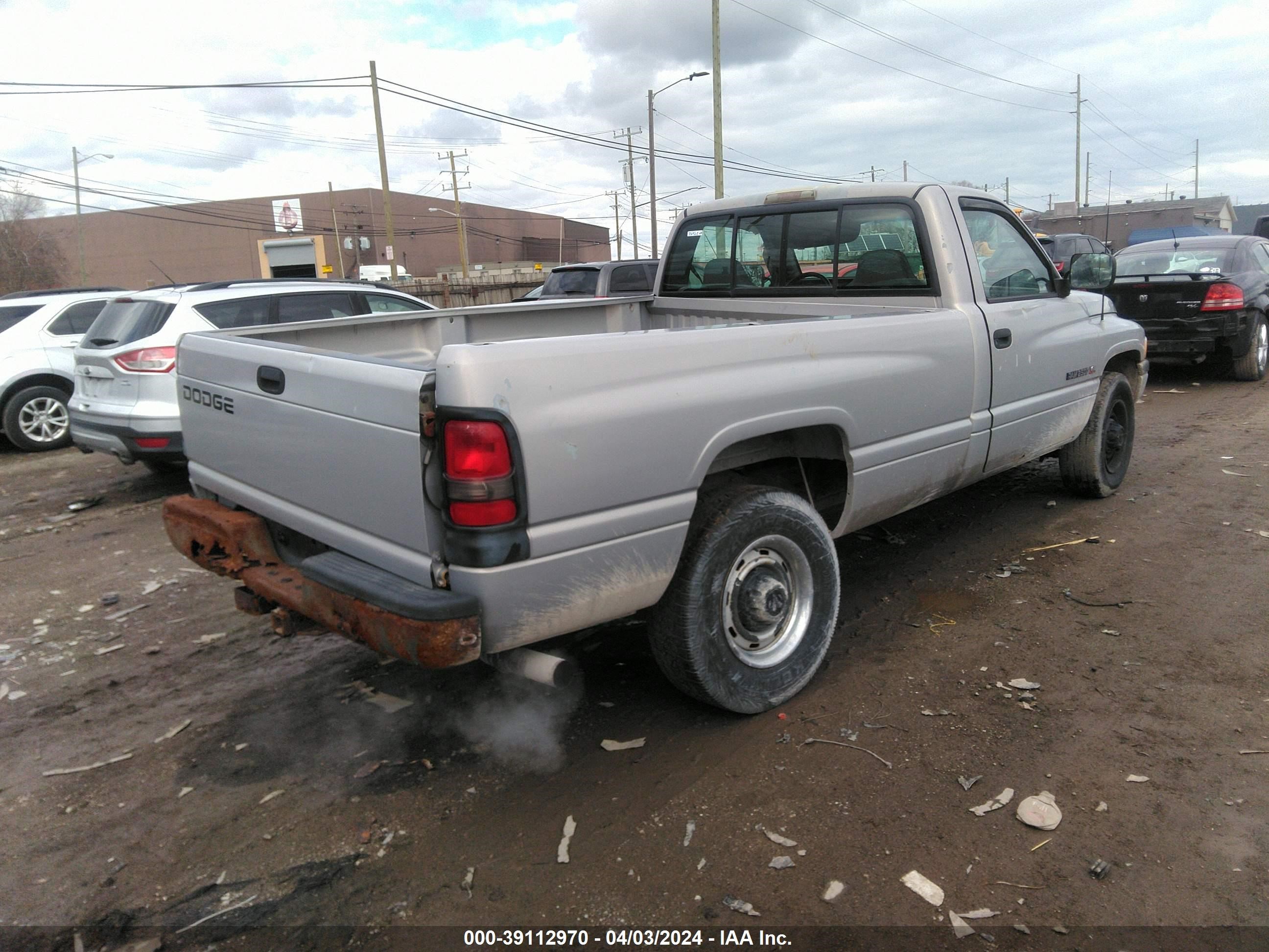 Photo 3 VIN: 1B7KC26ZXRS638646 - DODGE RAM 