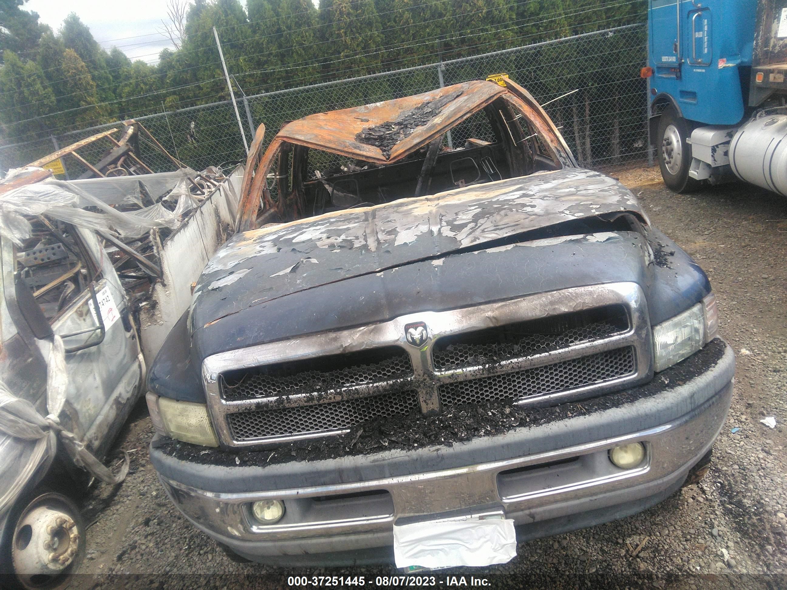 Photo 5 VIN: 1B7KF23611J599456 - DODGE RAM 