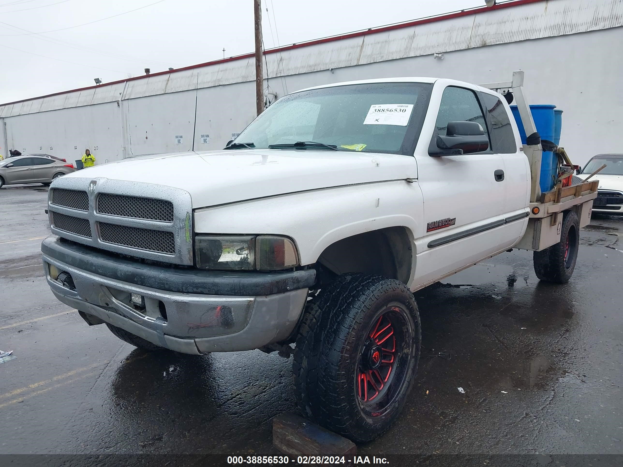 Photo 1 VIN: 1B7KF2363XJ503562 - DODGE RAM 