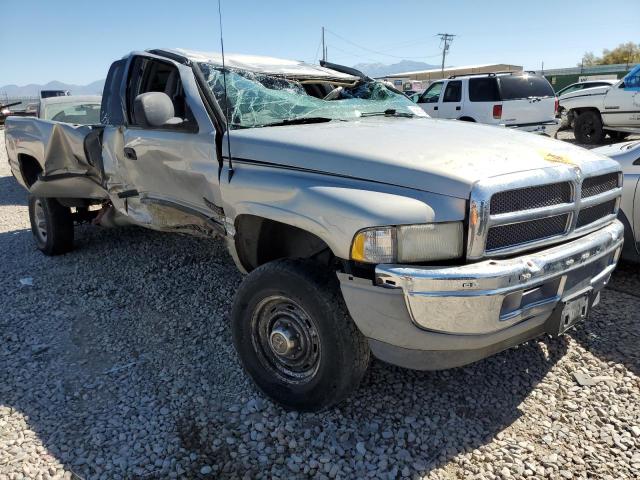 Photo 3 VIN: 1B7KF236XWJ189844 - DODGE RAM 2500 