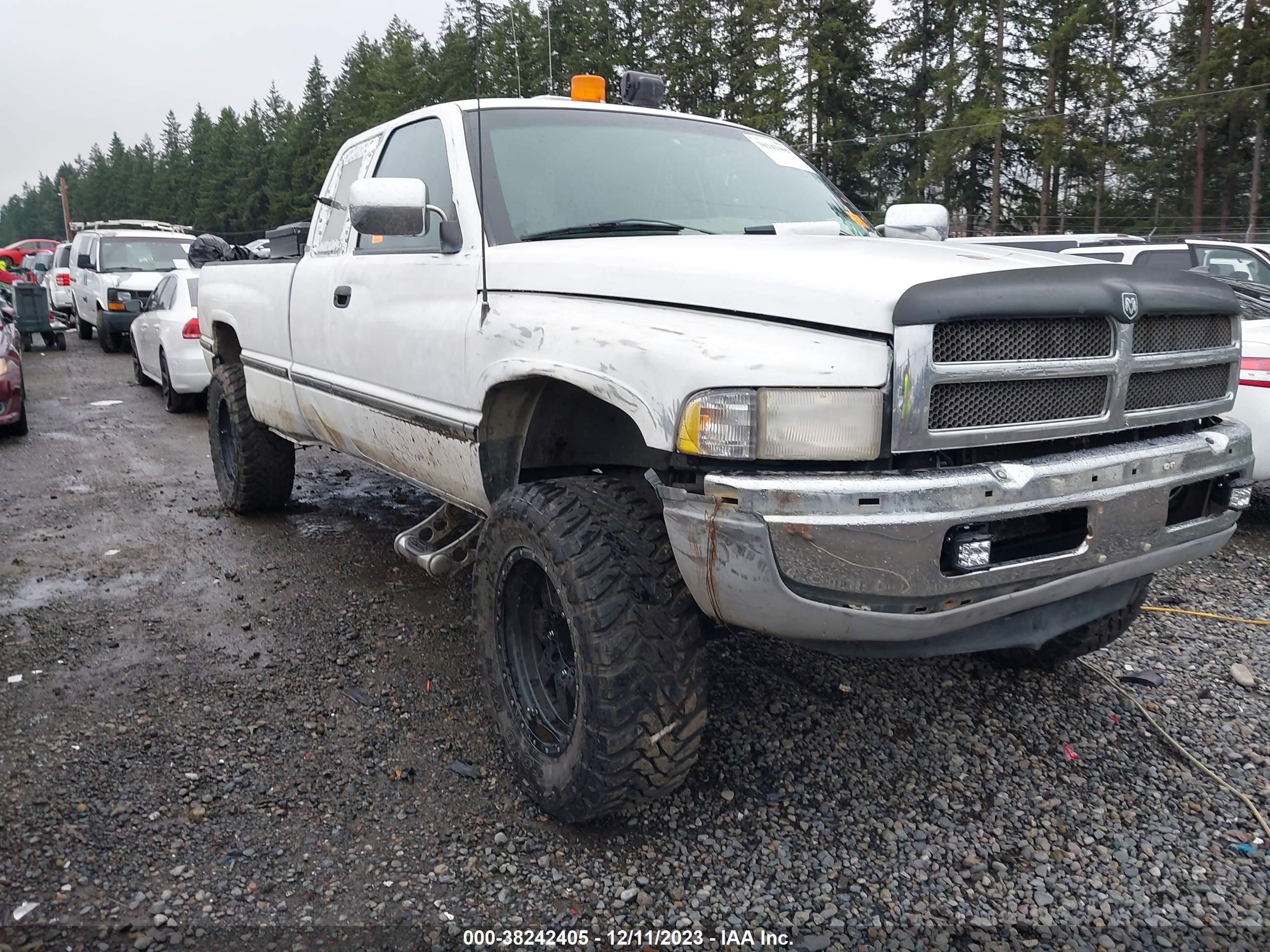 Photo 0 VIN: 1B7KF23C8TJ146119 - DODGE RAM 