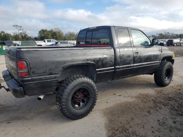 Photo 2 VIN: 1B7KF23W0WJ255639 - DODGE RAM 2500 