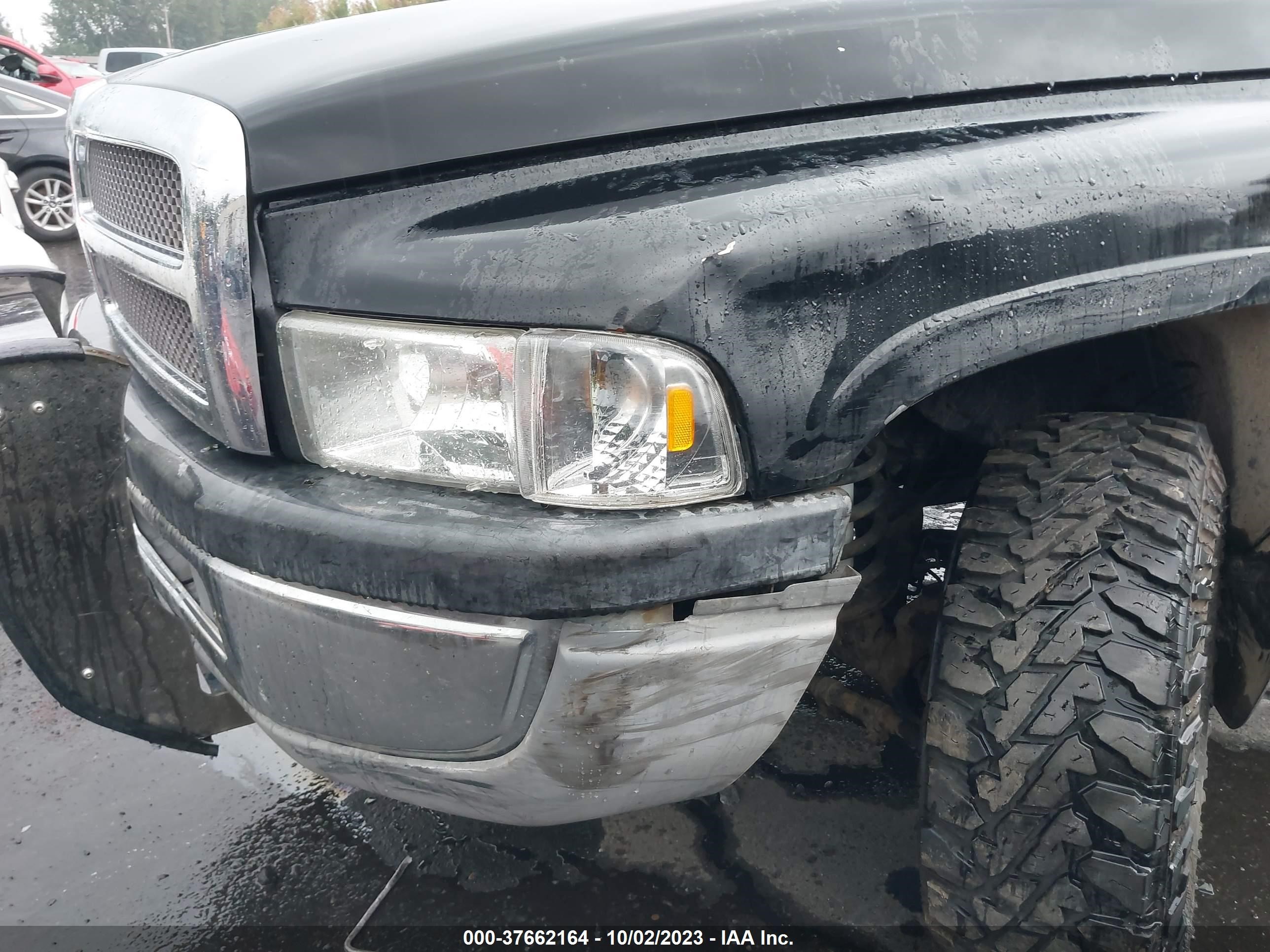 Photo 5 VIN: 1B7KF23W81J583111 - DODGE RAM 