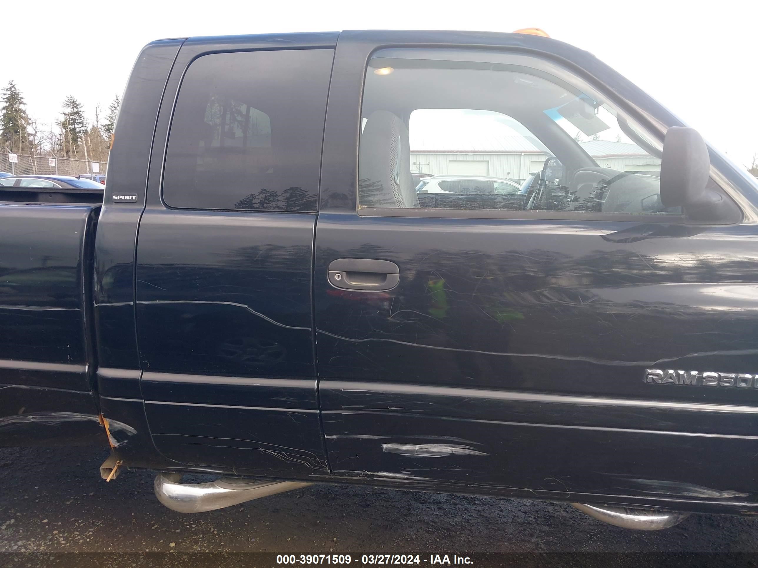 Photo 11 VIN: 1B7KF23W91J559576 - DODGE RAM 