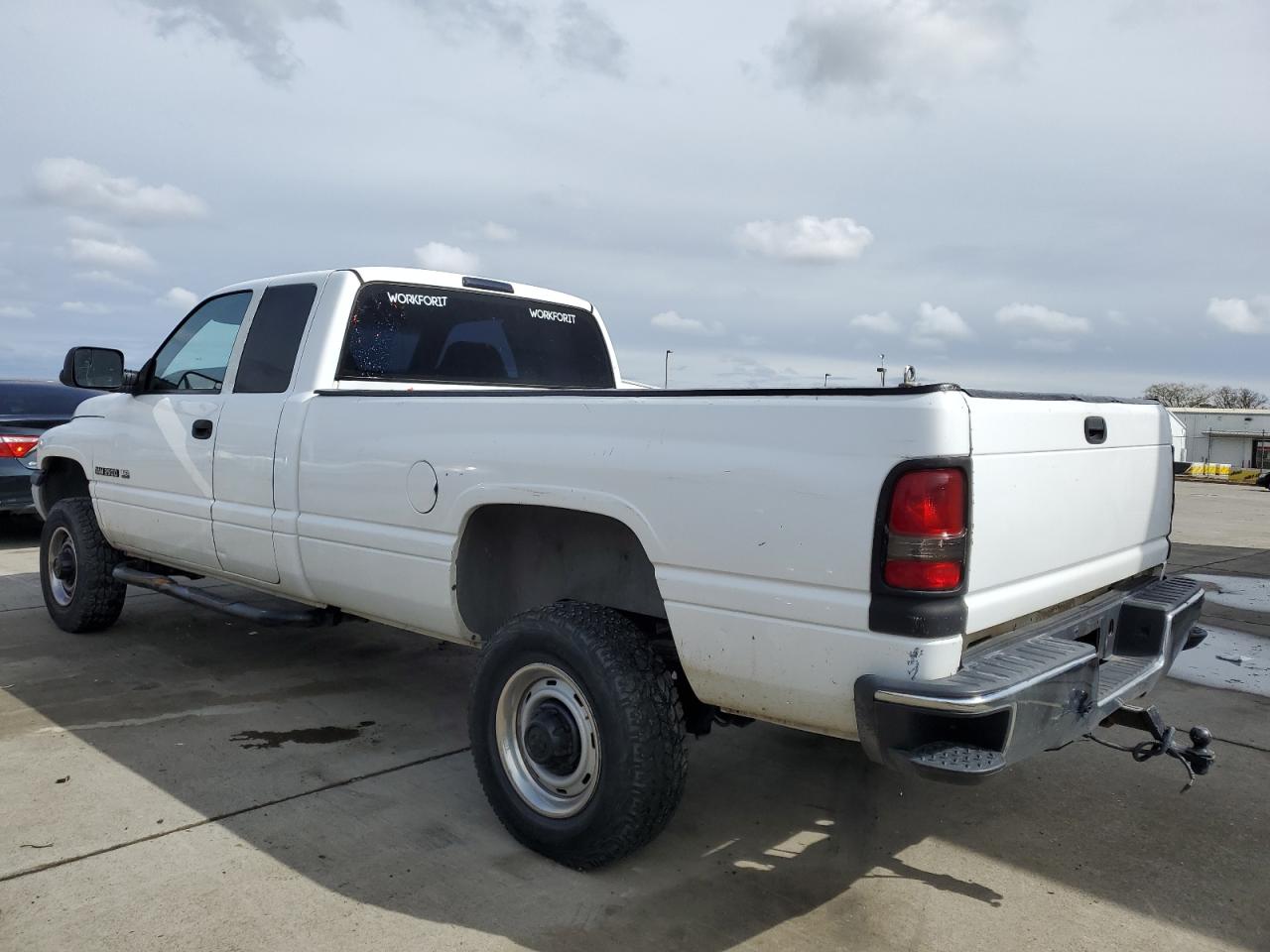 Photo 1 VIN: 1B7KF23Z0XJ637665 - DODGE RAM 