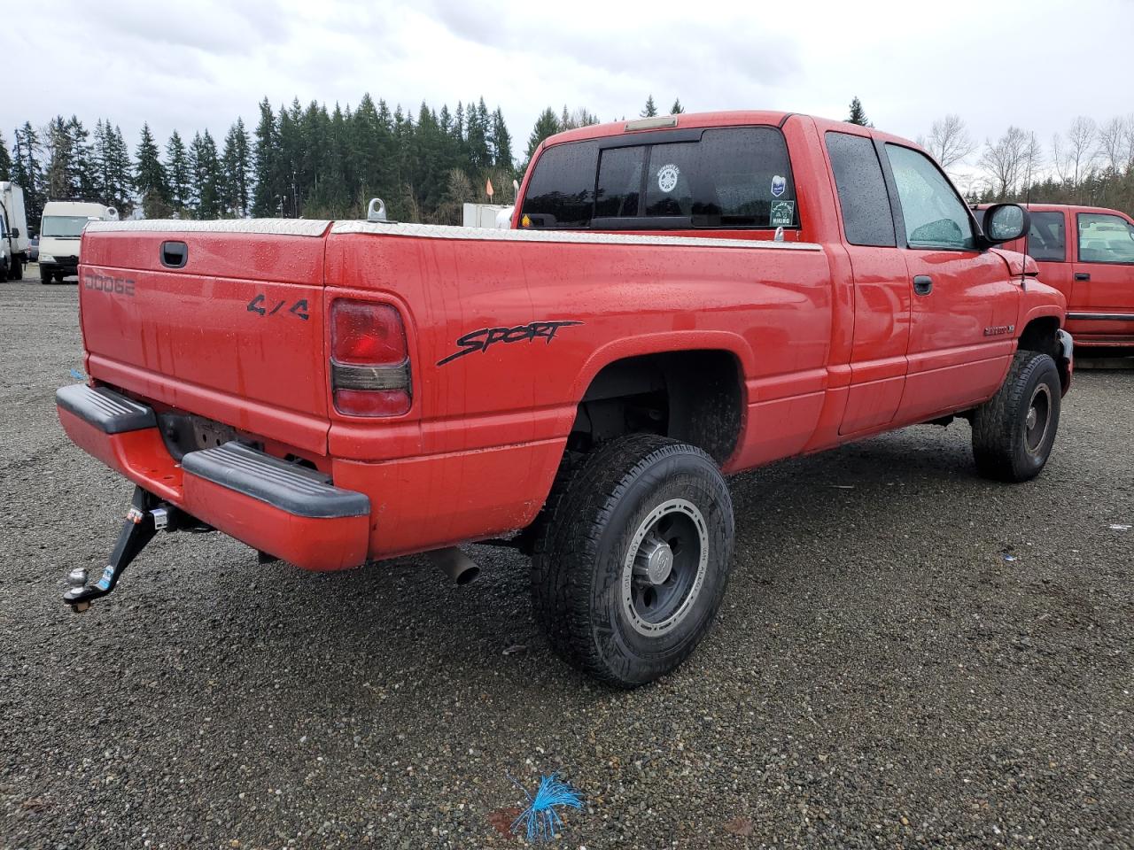 Photo 2 VIN: 1B7KF23Z2WJ106126 - DODGE RAM 