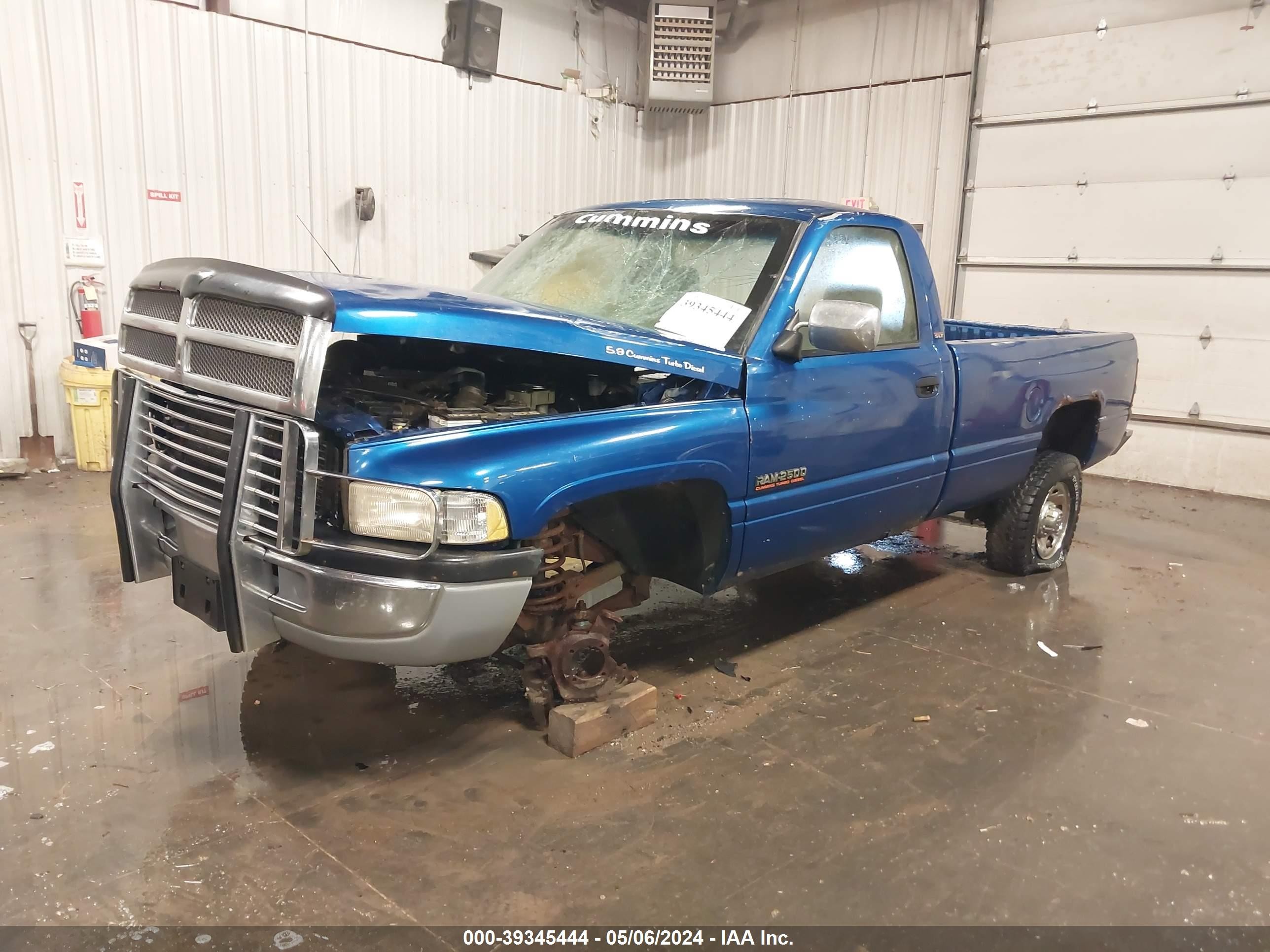 Photo 1 VIN: 1B7KF26C0RS639467 - DODGE RAM 