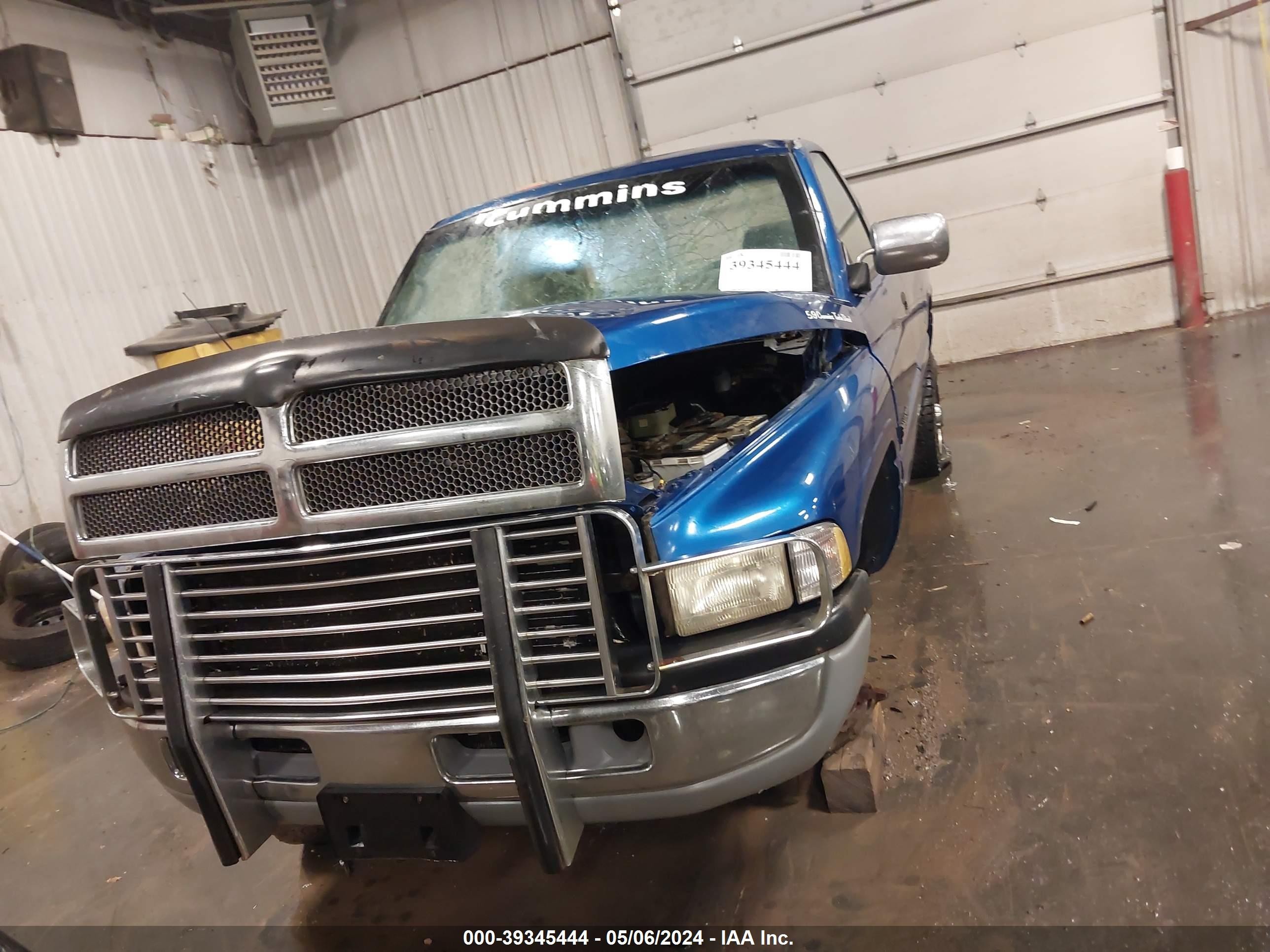 Photo 11 VIN: 1B7KF26C0RS639467 - DODGE RAM 