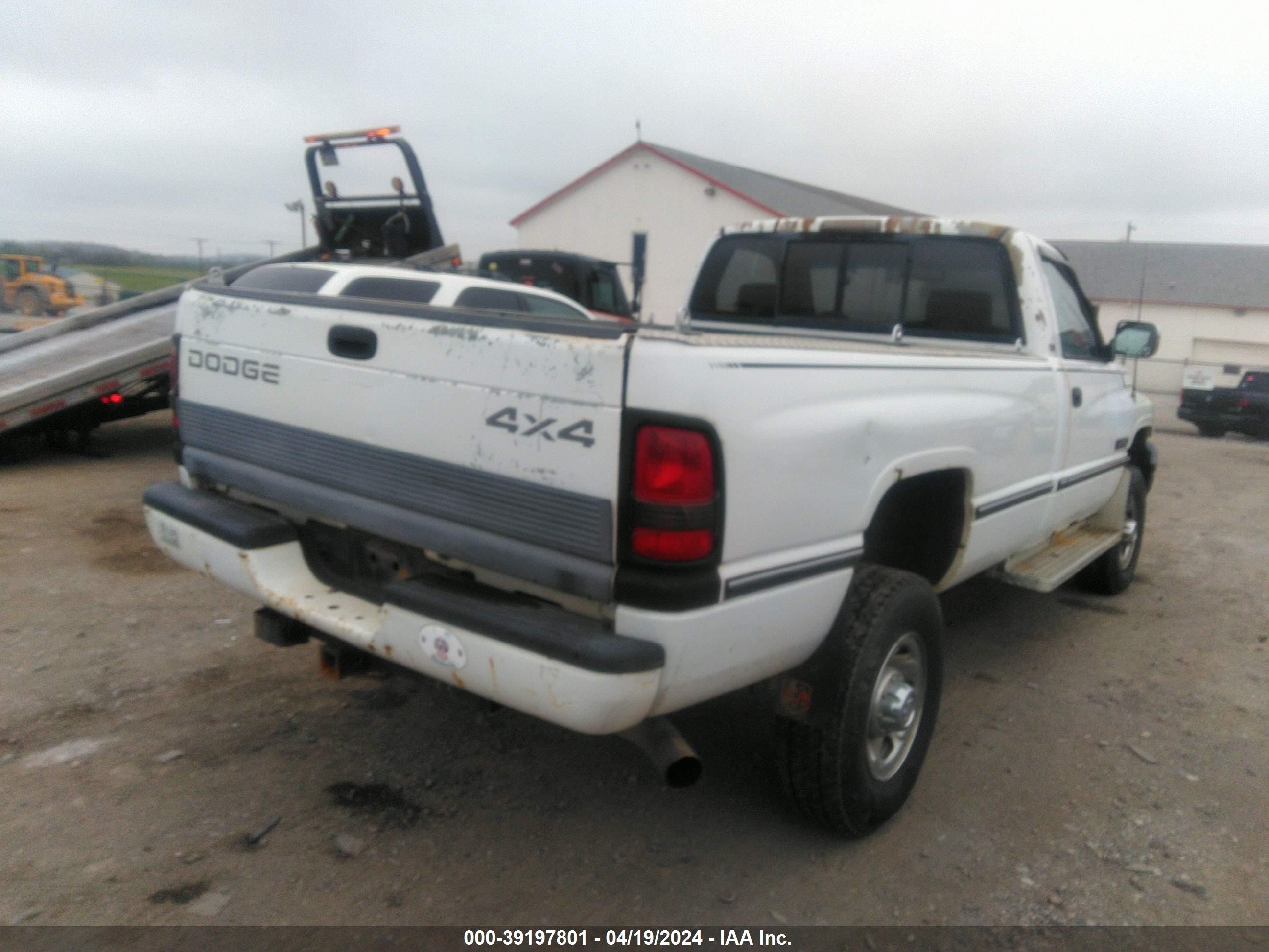 Photo 3 VIN: 1B7KF26C7SS174594 - DODGE RAM 