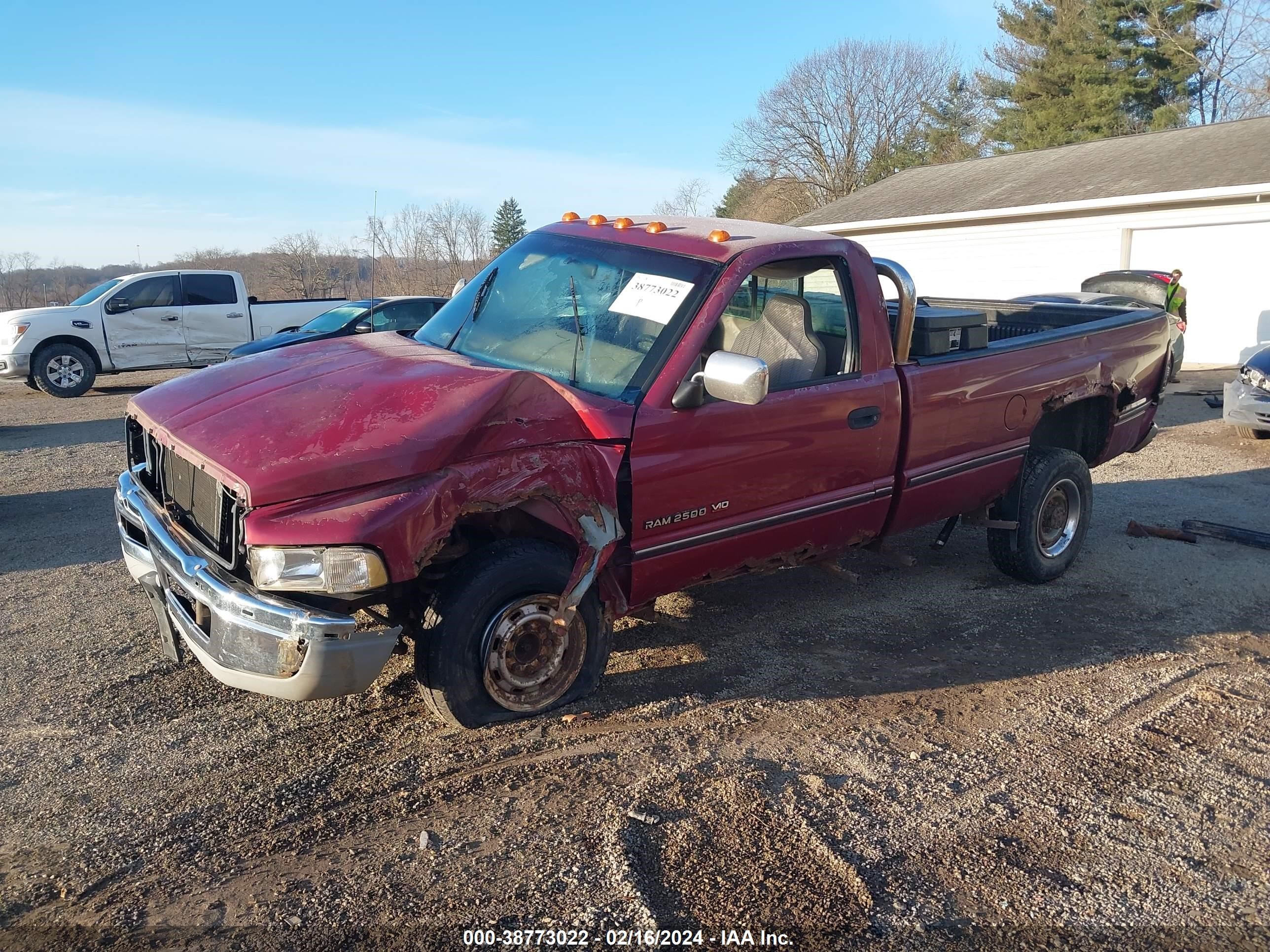 Photo 1 VIN: 1B7KF26W3SS288117 - DODGE RAM 