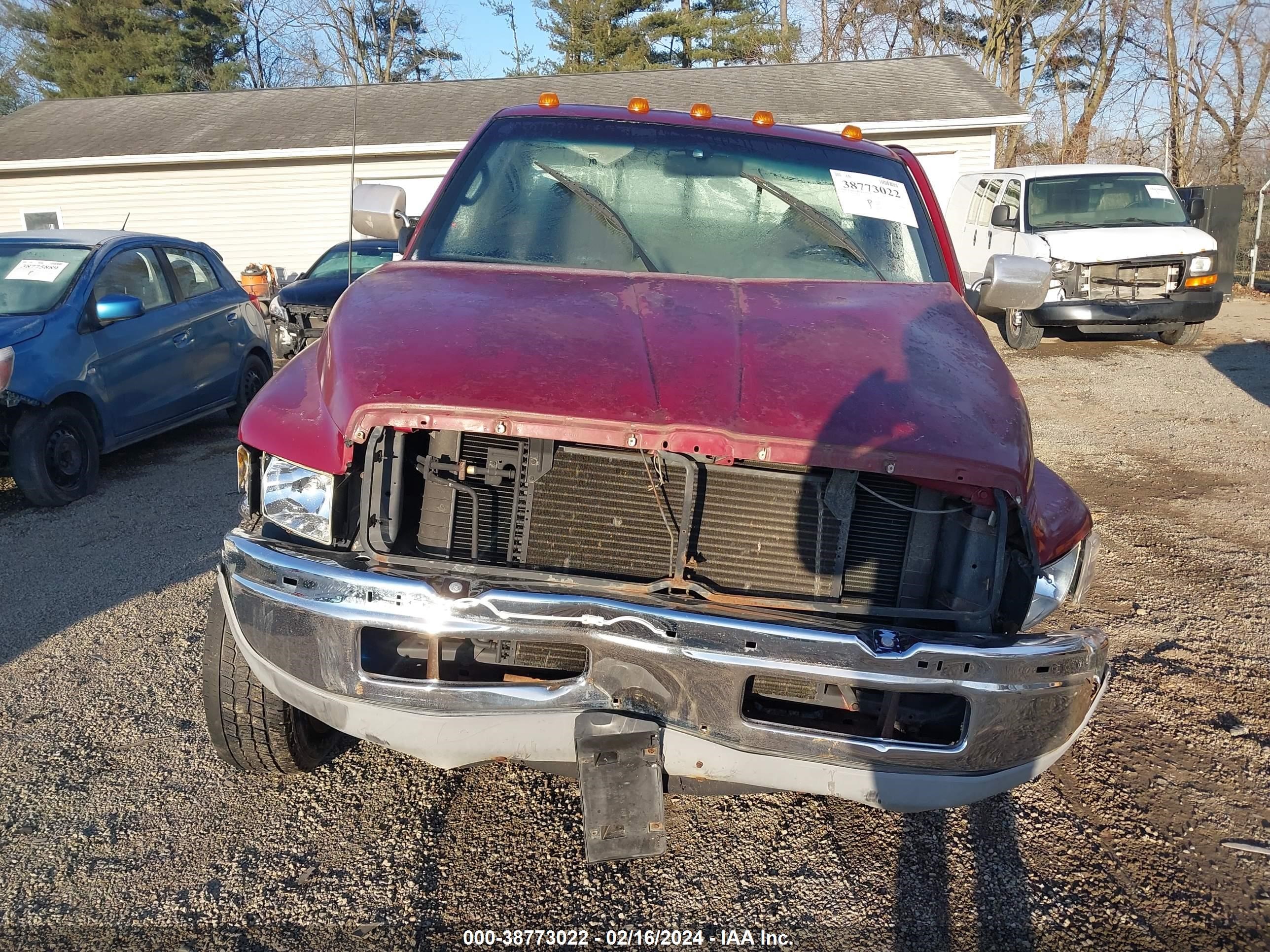 Photo 12 VIN: 1B7KF26W3SS288117 - DODGE RAM 