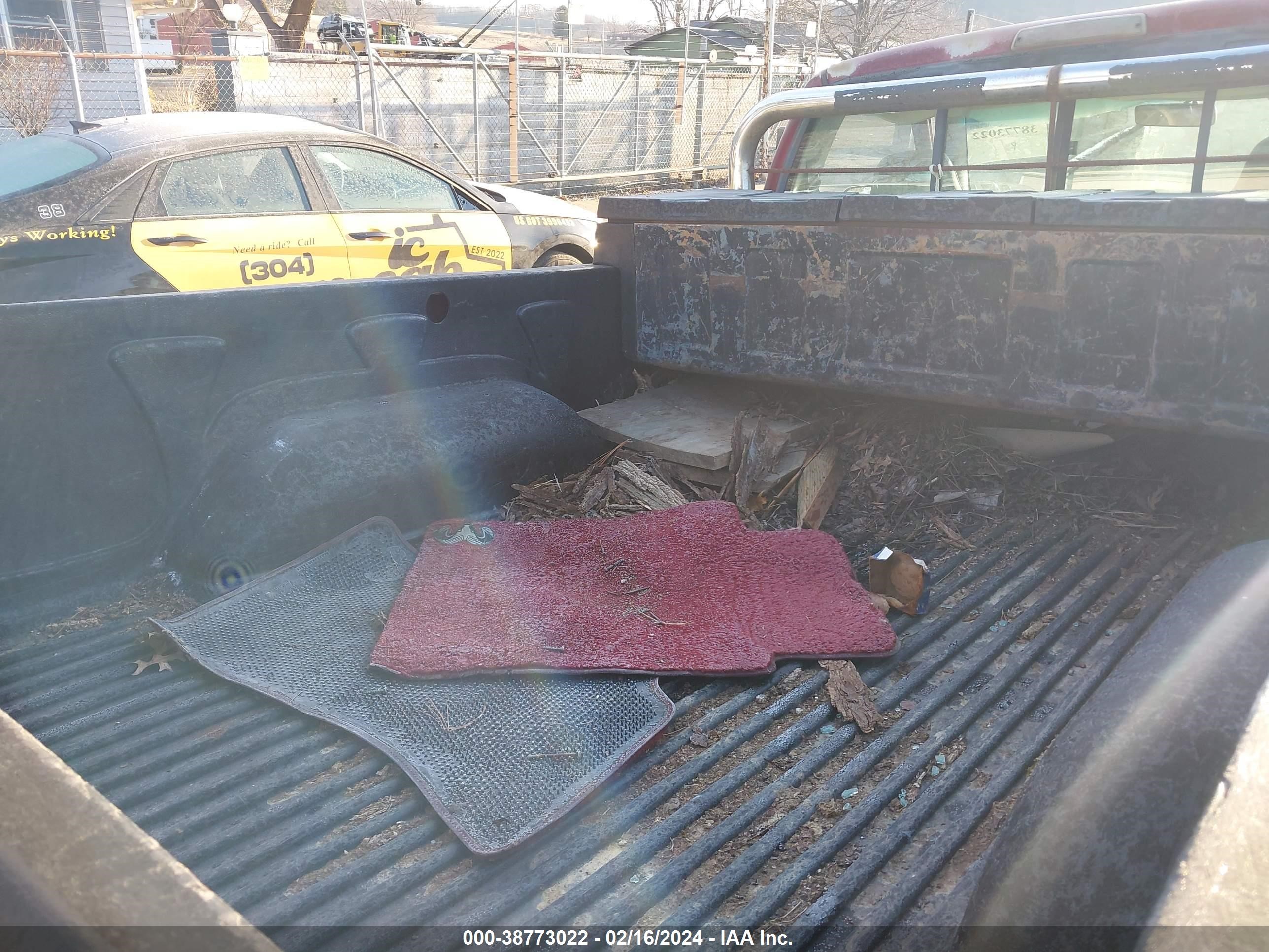 Photo 7 VIN: 1B7KF26W3SS288117 - DODGE RAM 