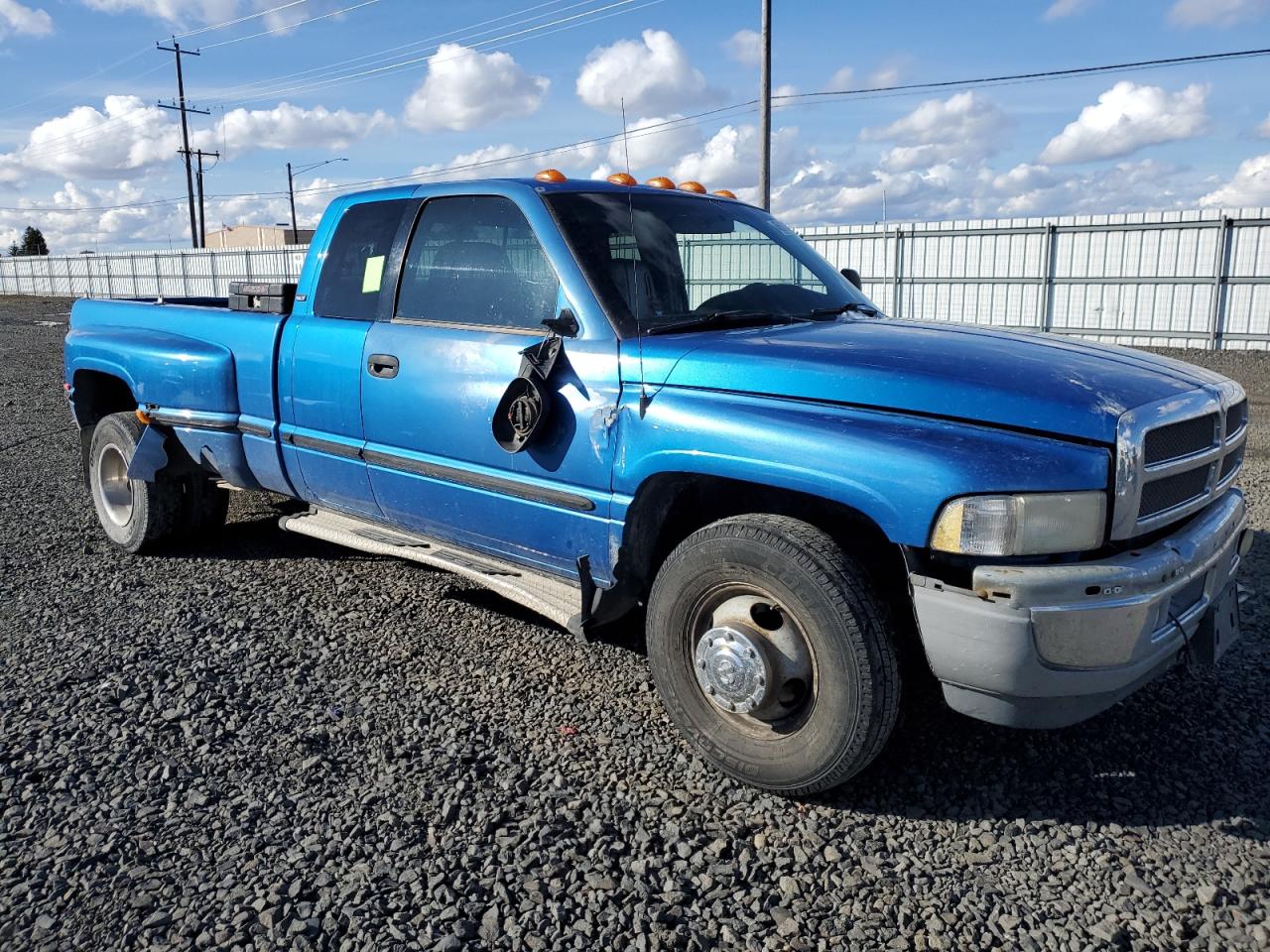 Photo 3 VIN: 1B7MC336XXJ535934 - DODGE RAM 