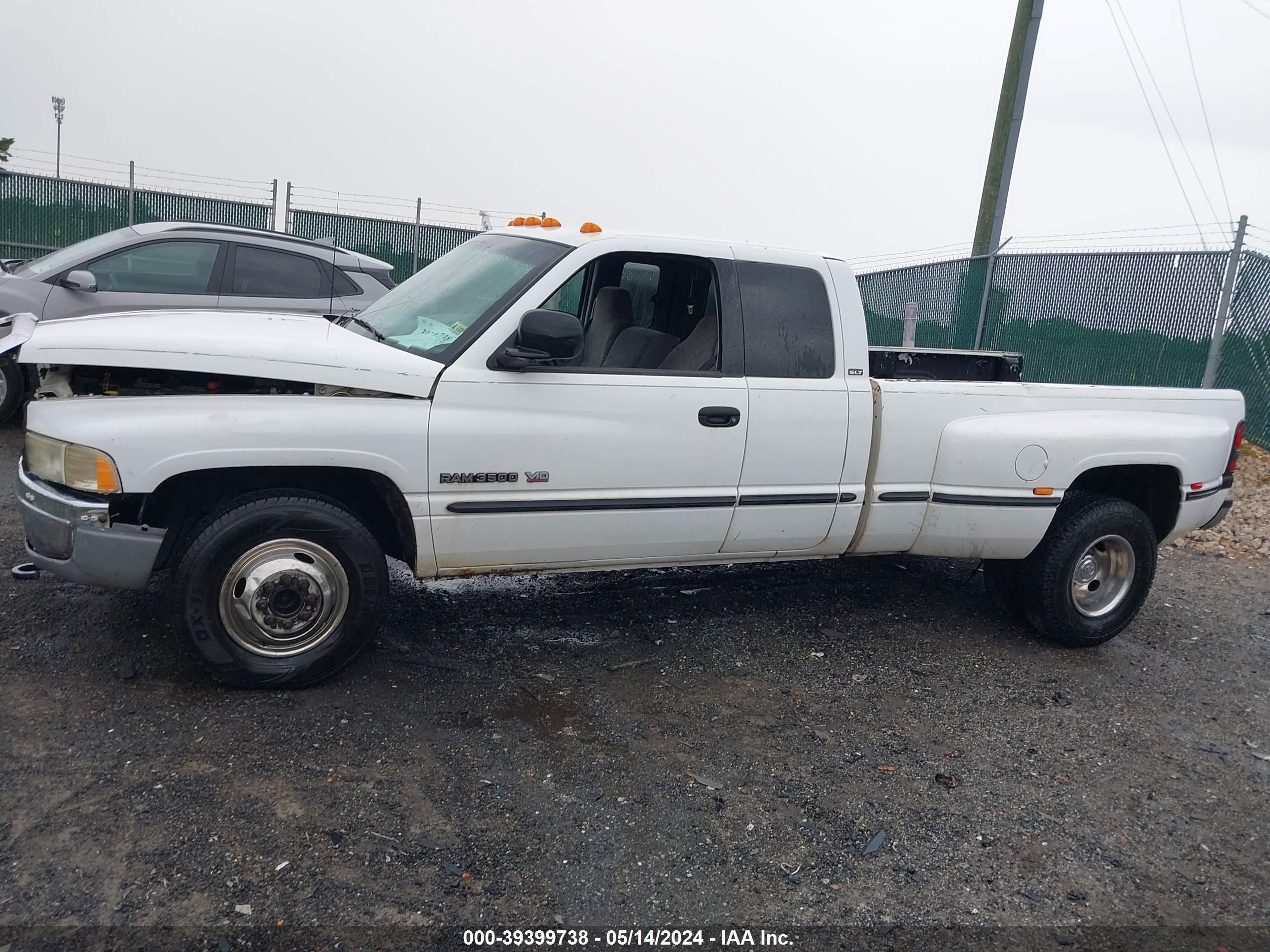 Photo 17 VIN: 1B7MC33WXWJ160027 - DODGE RAM 