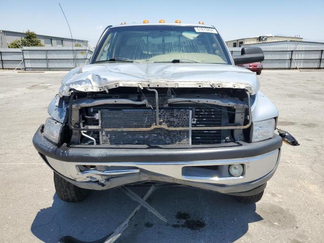 Photo 4 VIN: 1B7MF3362YJ135732 - DODGE RAM 3500 