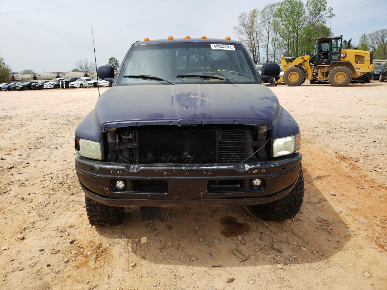 Photo 4 VIN: 1B7MF33D5WJ143206 - DODGE RAM 