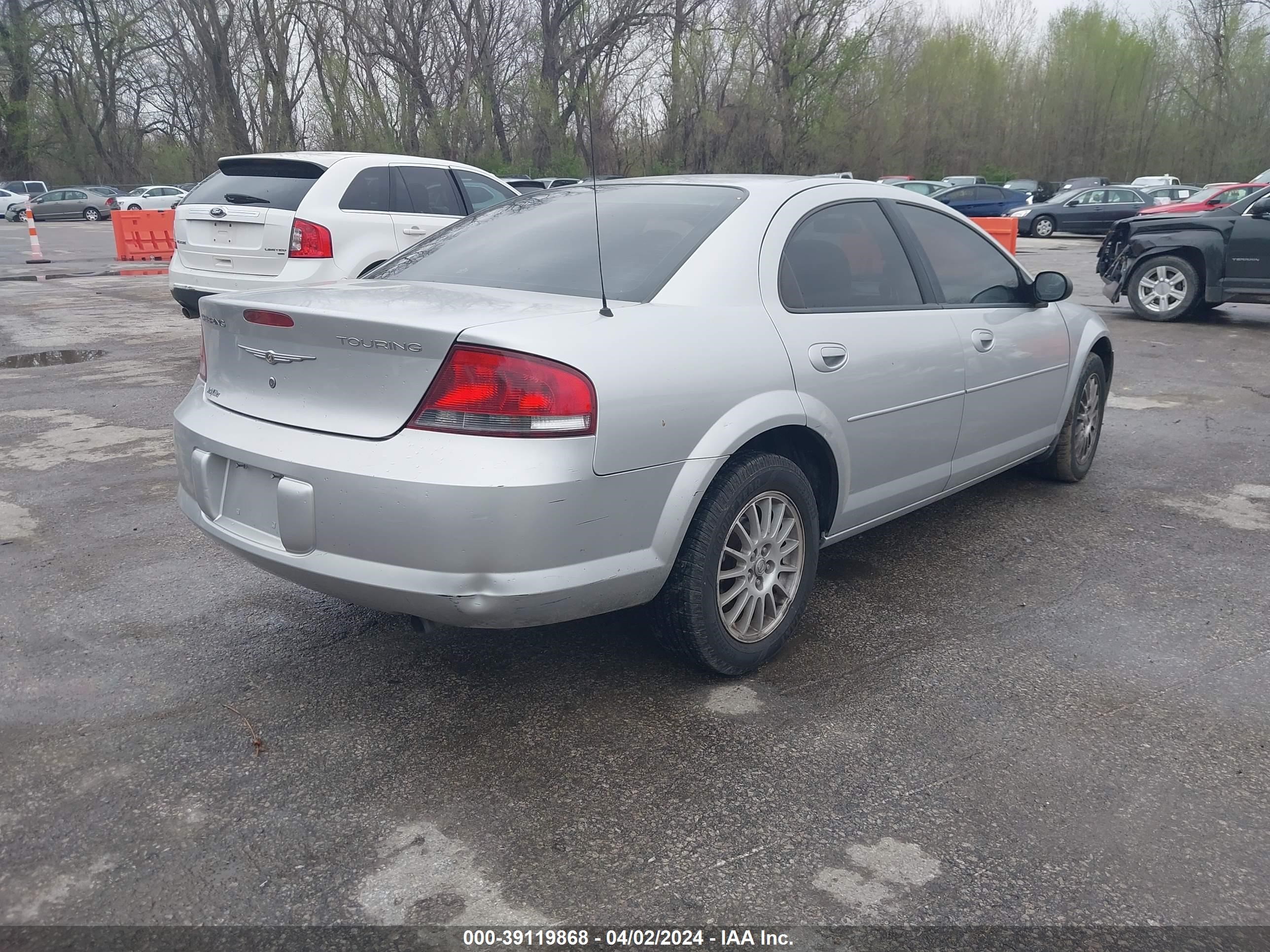 Photo 3 VIN: 1C3AL56R55N527609 - CHRYSLER SEBRING 