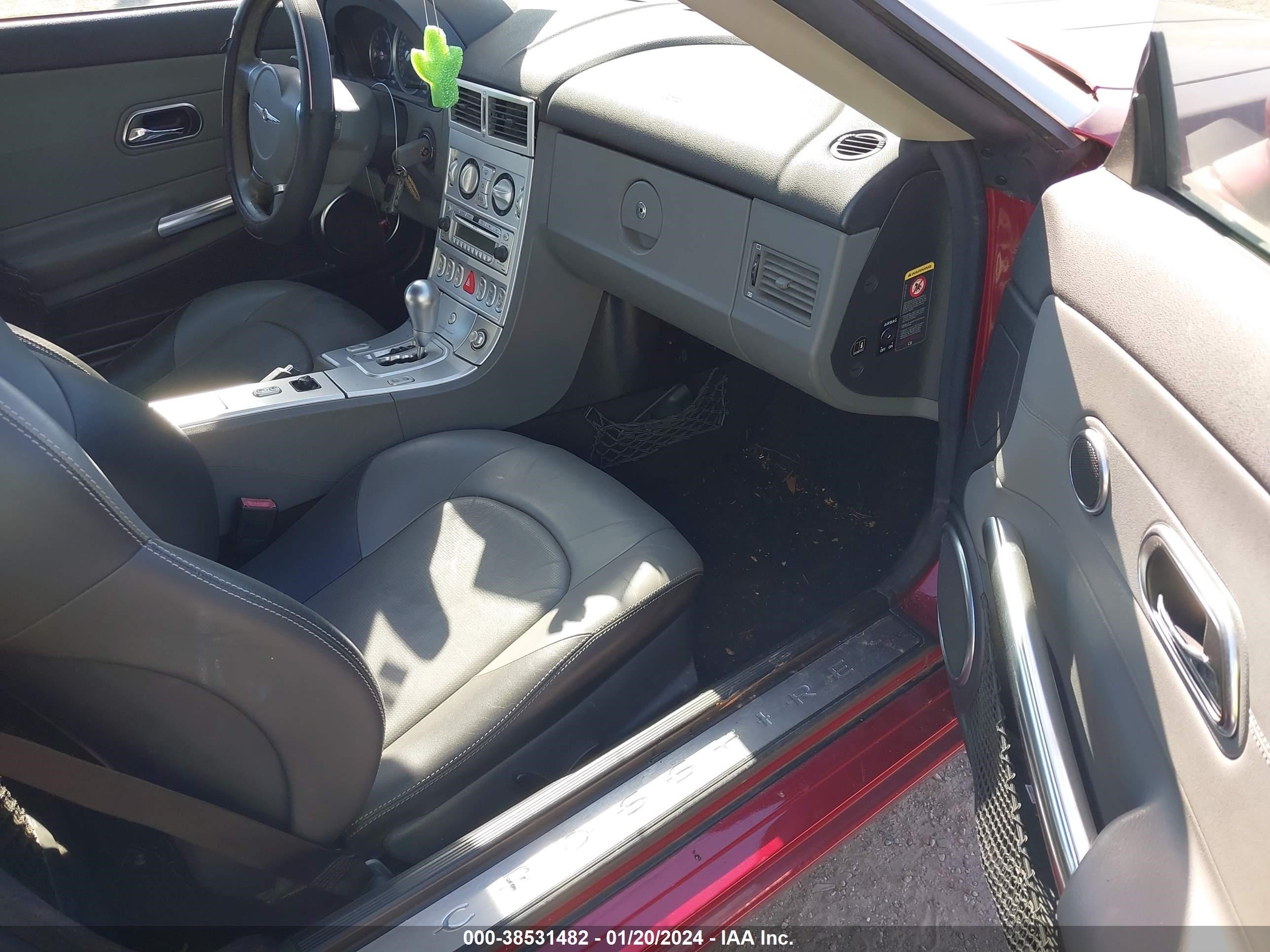 Photo 4 VIN: 1C3AN65L15X059900 - CHRYSLER CROSSFIRE 