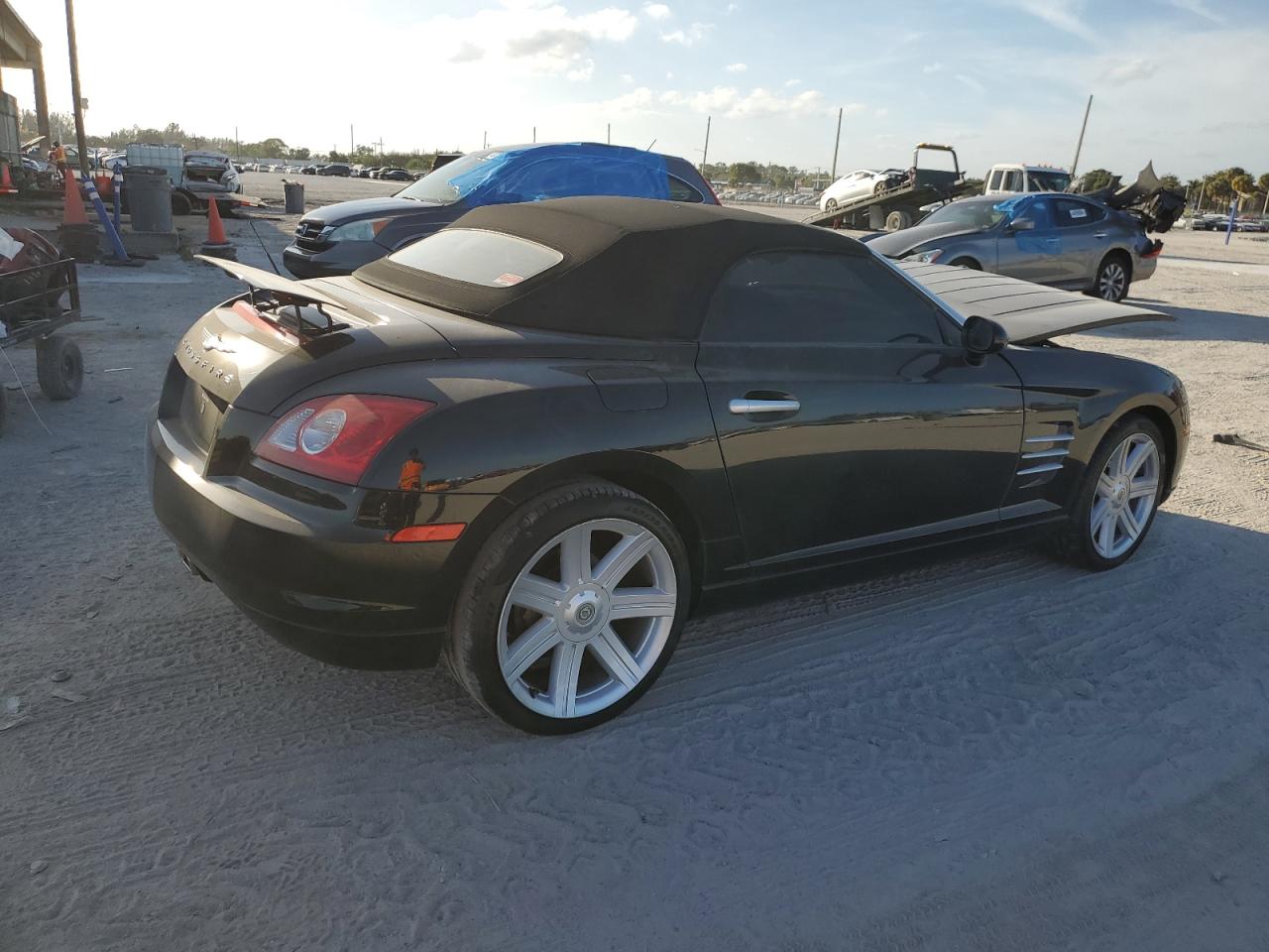 Photo 2 VIN: 1C3AN65L25X043592 - CHRYSLER CROSSFIRE 