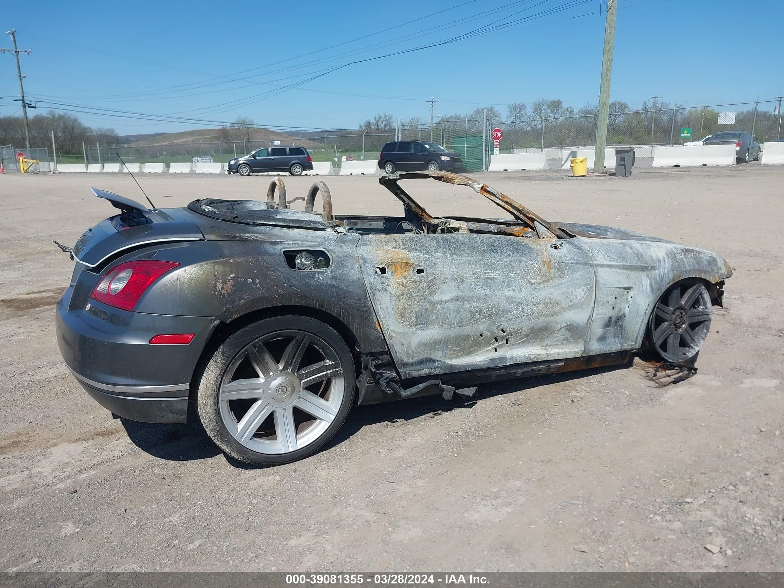 Photo 3 VIN: 1C3AN65L75X039179 - CHRYSLER CROSSFIRE 