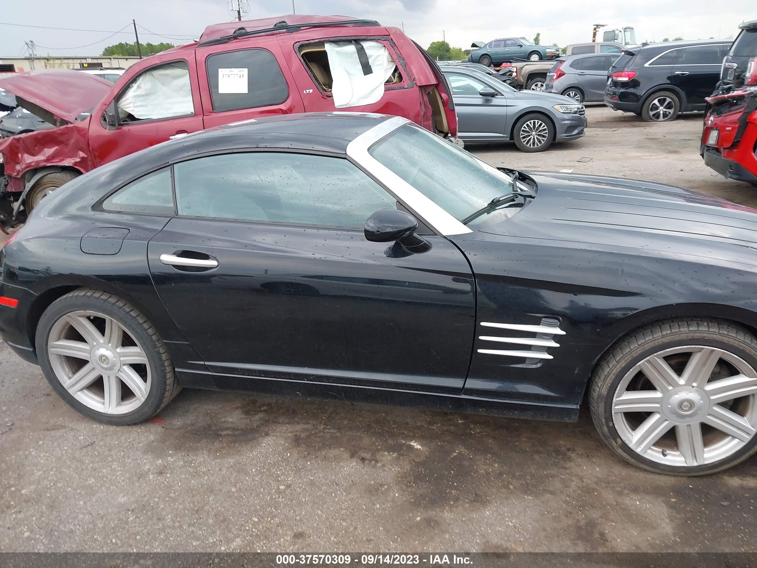 Photo 12 VIN: 1C3AN69L25X048589 - CHRYSLER CROSSFIRE 