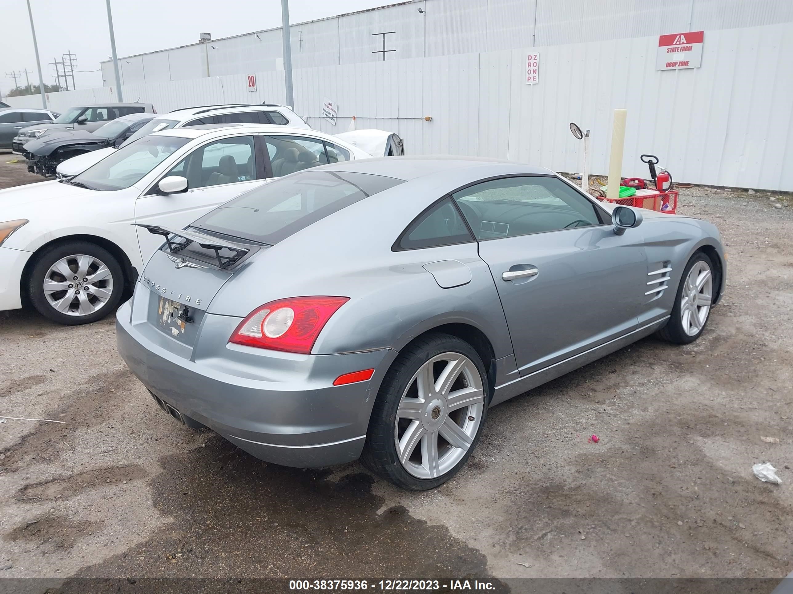 Photo 3 VIN: 1C3AN69L94X022070 - CHRYSLER CROSSFIRE 