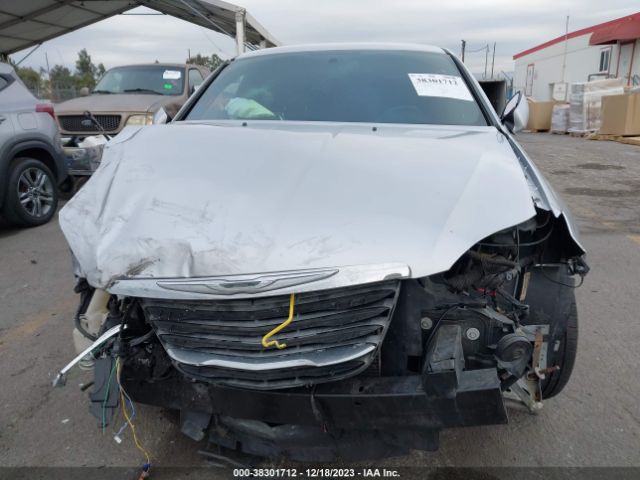 Photo 5 VIN: 1C3BC1FB0BN585820 - CHRYSLER 200 