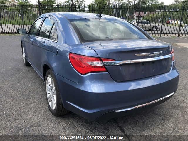 Photo 2 VIN: 1C3BC1FB1BN607632 - CHRYSLER 200 