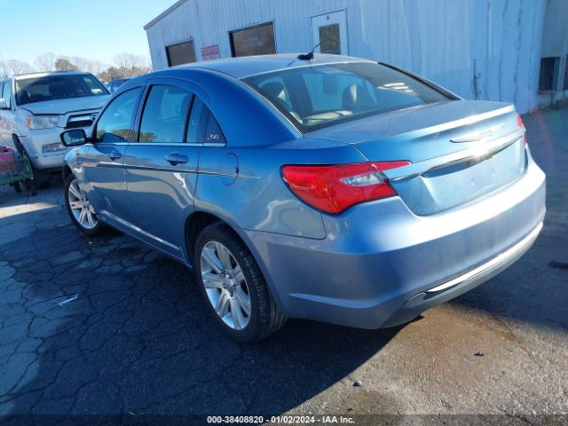 Photo 2 VIN: 1C3BC1FB3BN579607 - CHRYSLER 200 