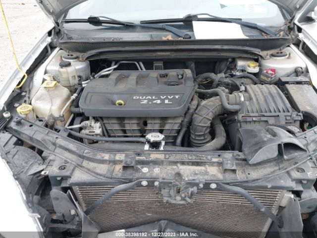 Photo 9 VIN: 1C3BC1FB4BN531257 - CHRYSLER 200 