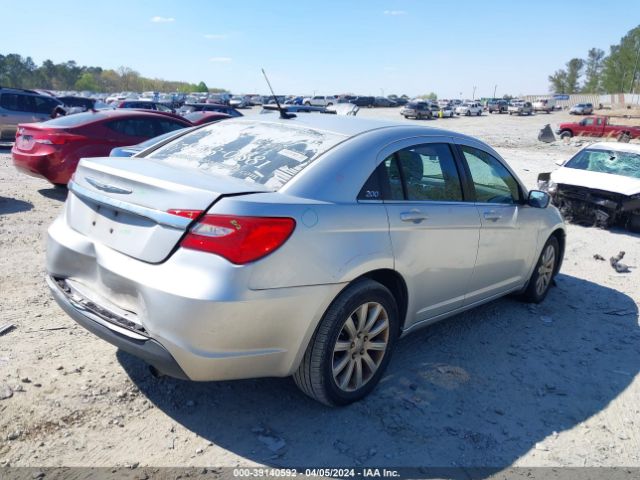 Photo 3 VIN: 1C3BC1FB4BN531503 - CHRYSLER 200 