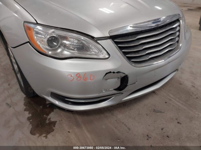 Photo 5 VIN: 1C3BC1FB5BN569077 - CHRYSLER 200 