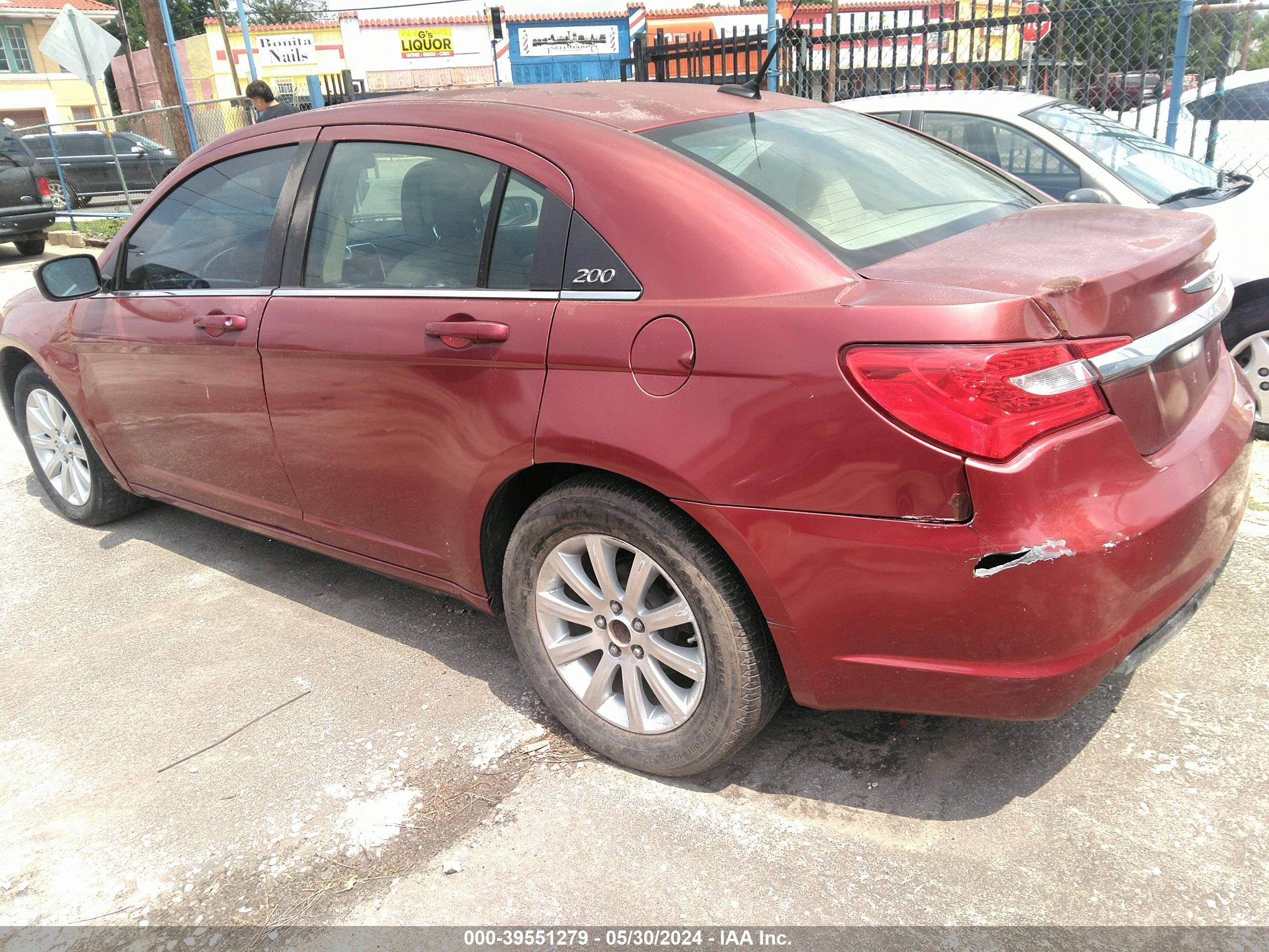 Photo 2 VIN: 1C3BC1FB6BN504206 - CHRYSLER 200 