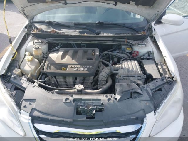 Photo 9 VIN: 1C3BC1FB7BN522679 - CHRYSLER 200 