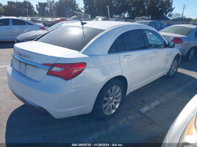 Photo 3 VIN: 1C3BC1FB9BN568837 - CHRYSLER 200 