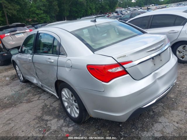 Photo 2 VIN: 1C3BC1FG0BN555793 - CHRYSLER 200 