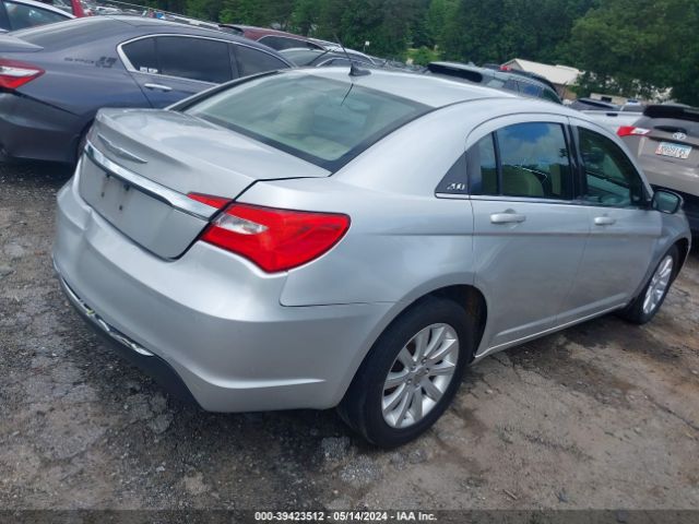 Photo 3 VIN: 1C3BC1FG0BN555793 - CHRYSLER 200 