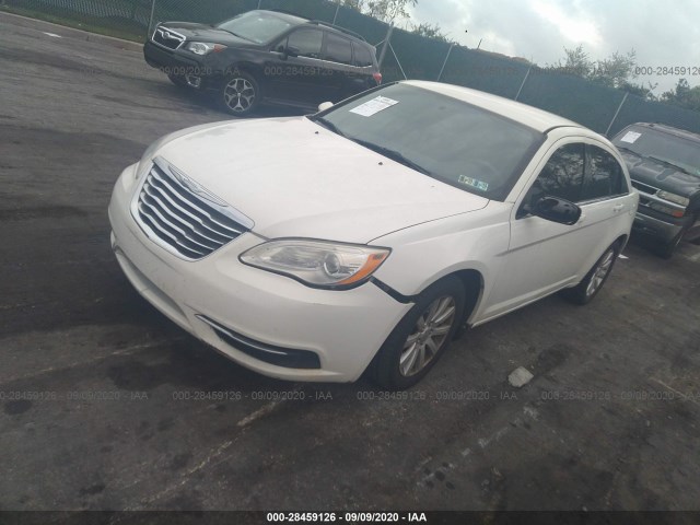 Photo 1 VIN: 1C3BC1FG6BN504105 - CHRYSLER 200 