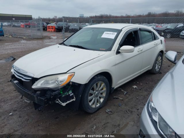 Photo 1 VIN: 1C3BC1FG6BN515198 - CHRYSLER 200 