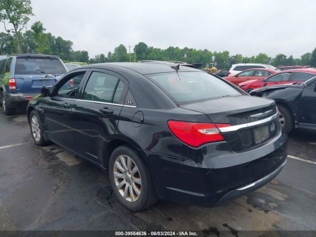 Photo 2 VIN: 1C3BC1FG6BN604978 - CHRYSLER 200 