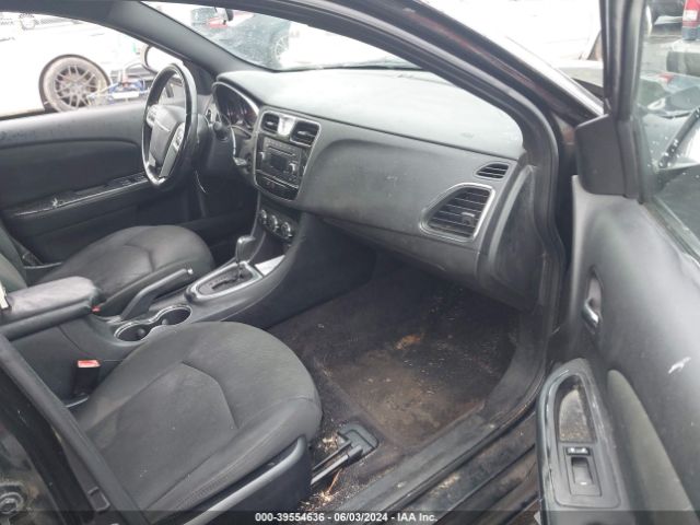 Photo 4 VIN: 1C3BC1FG6BN604978 - CHRYSLER 200 